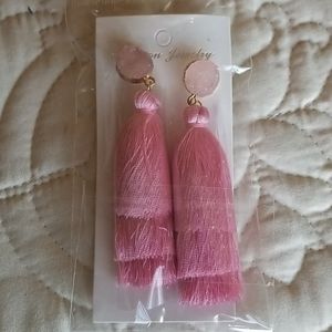 Tassel fashion earrings Final sale 😊